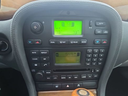 Used 2003 Jaguar S-TYPE 4.2 image 25