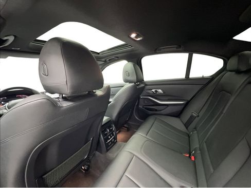 Used 2019 BMW 330i Sedan RWD image 25