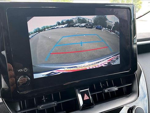 Used 2024 Toyota Corolla LE FWD image 20