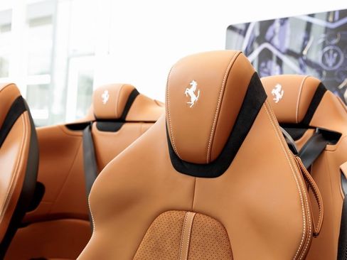 Used 2025 Ferrari Roma Spider image 31