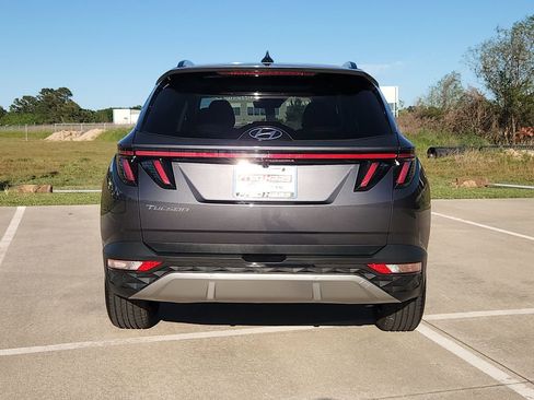 Used 2022 Hyundai Tucson Limited image 11