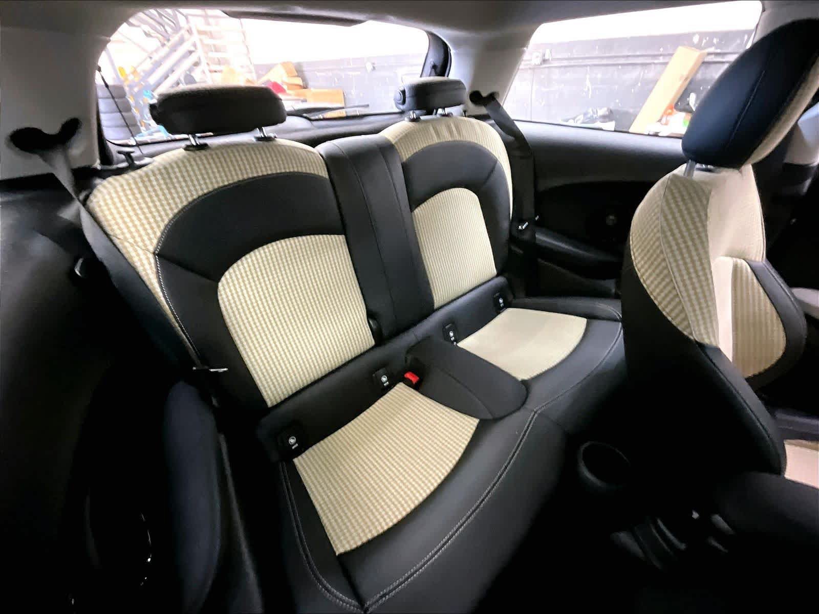 Used 2024 MINI Cooper SE FWD image 31