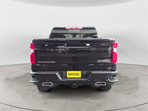 Used 2021 Chevrolet Silverado 1500 High Country w/ Technology Package image 4