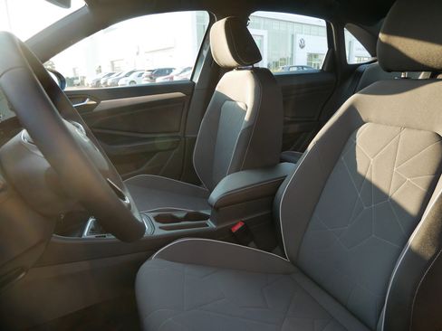 New 2025 Volkswagen Jetta Sport FWD image 4