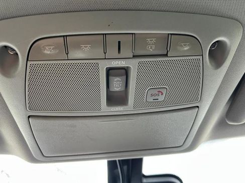 Used 2016 Nissan Maxima Platinum image 28