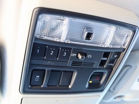 Certified 2024 Toyota 4Runner Limited image 38