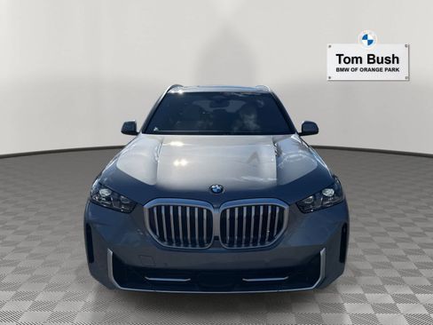 New 2026 BMW X5 xDrive40i w/ Climate Comfort Package image 2