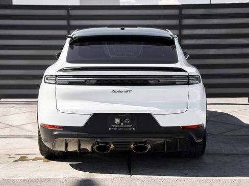 Used 2024 Porsche Cayenne Turbo GT image 18