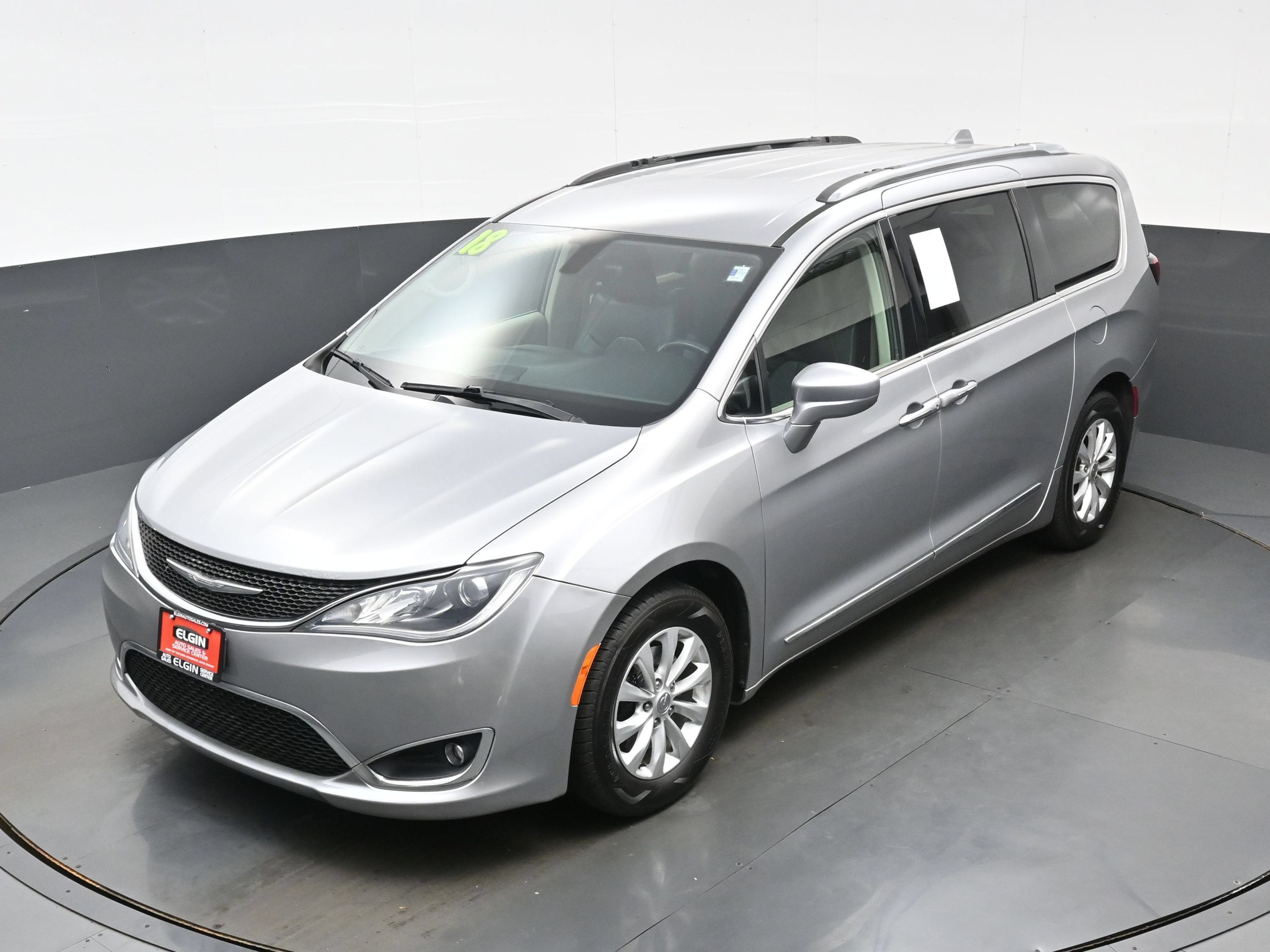 Used 2018 Chrysler Pacifica Touring-L Plus FWD image 34