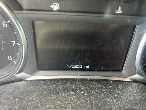 Used 2019 GMC Acadia SLE AWD/4WD image 10