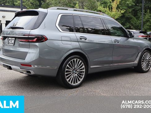 Used 2025 BMW X7 xDrive40i w/ Premium Package AWD/4WD image 6