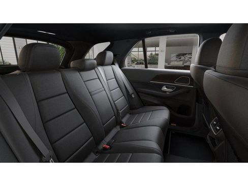 Certified 2025 Mercedes-Benz GLE 350 4MATIC image 5