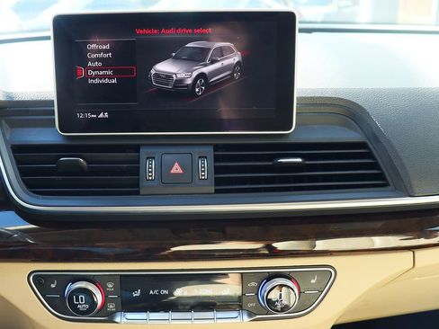 Used 2019 Audi Q5 2.0T Premium Plus w/ Premium Plus Package AWD/4WD image 53