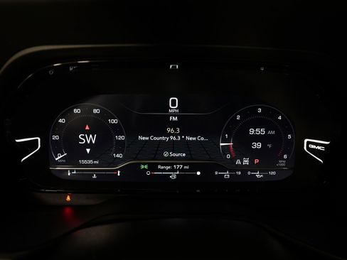 Used 2023 GMC Yukon Denali image 20