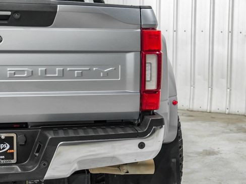 Used 2022 Ford F350 Lariat w/ Lariat Ultimate Package AWD/4WD image 50