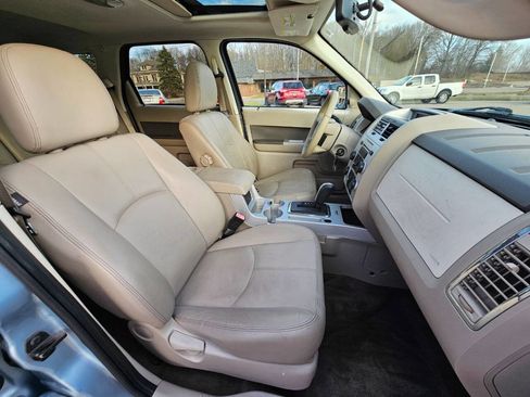 Used 2009 Mercury Mariner Premier image 20