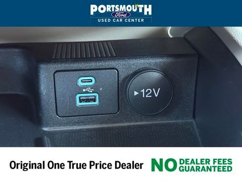 Certified 2022 Ford Escape SEL w/ Technology Package image 16