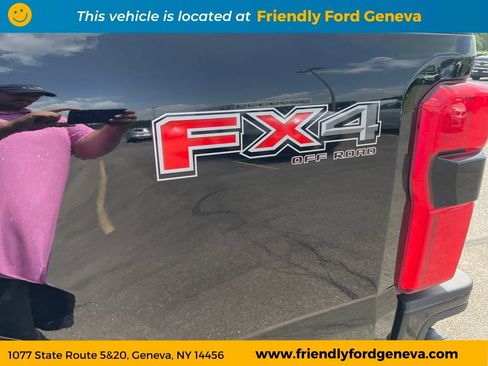 Used 2025 Ford F350 Platinum w/ FX4 Off-Road Package AWD/4WD image 9