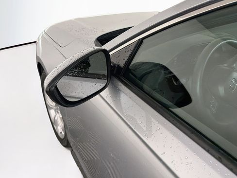 Used 2025 Honda Accord LX image 16