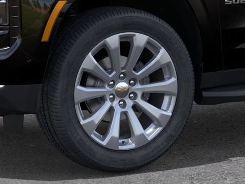 New 2026 Chevrolet Suburban Premier w/ Sun And Tow Package AWD/4WD image 9