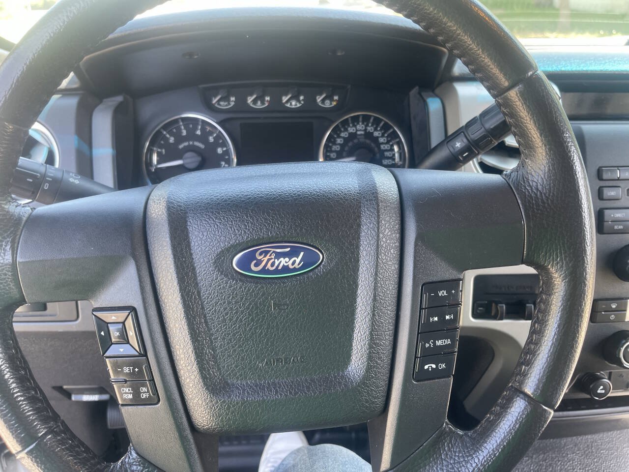 Used 2011 Ford F150 XLT w/ XLT Convenience Pkg RWD image 15