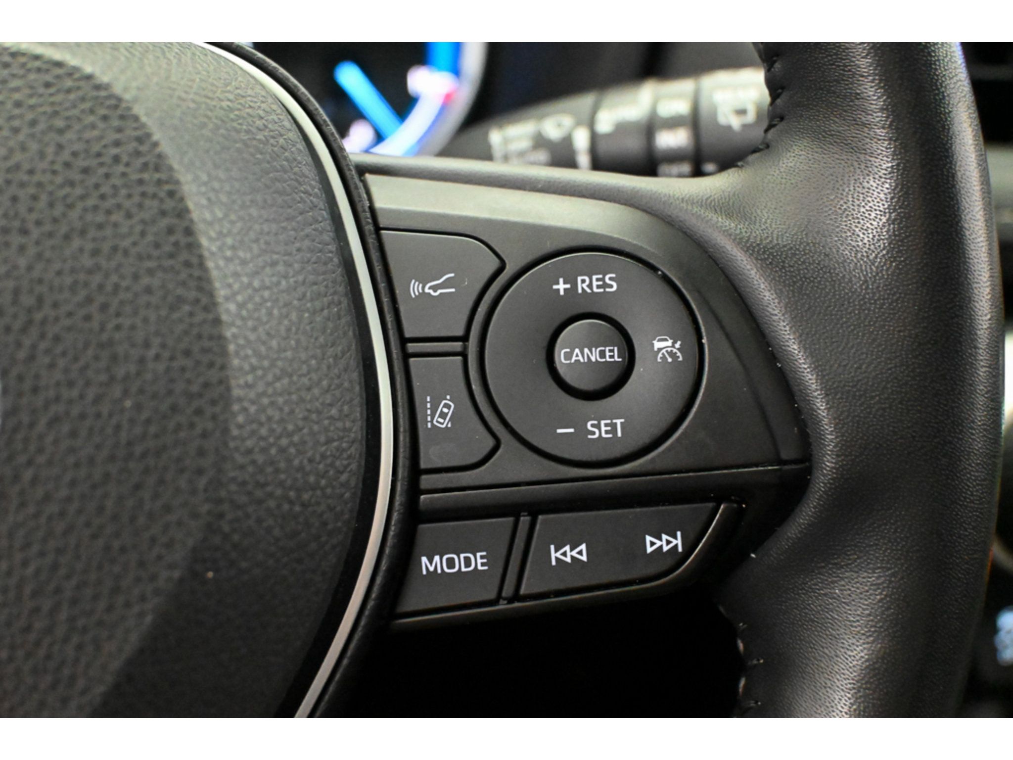 Used 2023 Toyota RAV4 XLE w/ Convenience Package AWD/4WD image 38