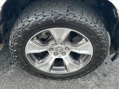 Used 2021 RAM 1500 Laramie AWD/4WD image 35