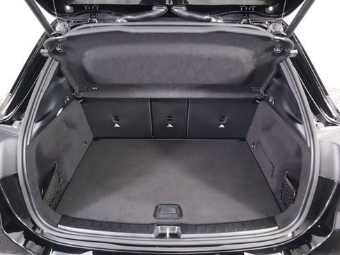 Certified 2025 Mercedes-Benz GLA 250 image 28