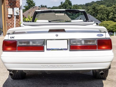 Used 1993 Ford Mustang LX RWD image 7