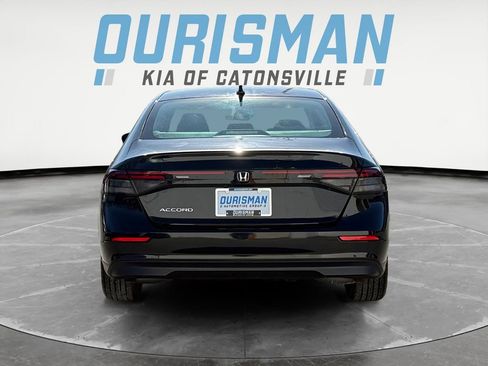 Used 2024 Honda Accord EX image 5