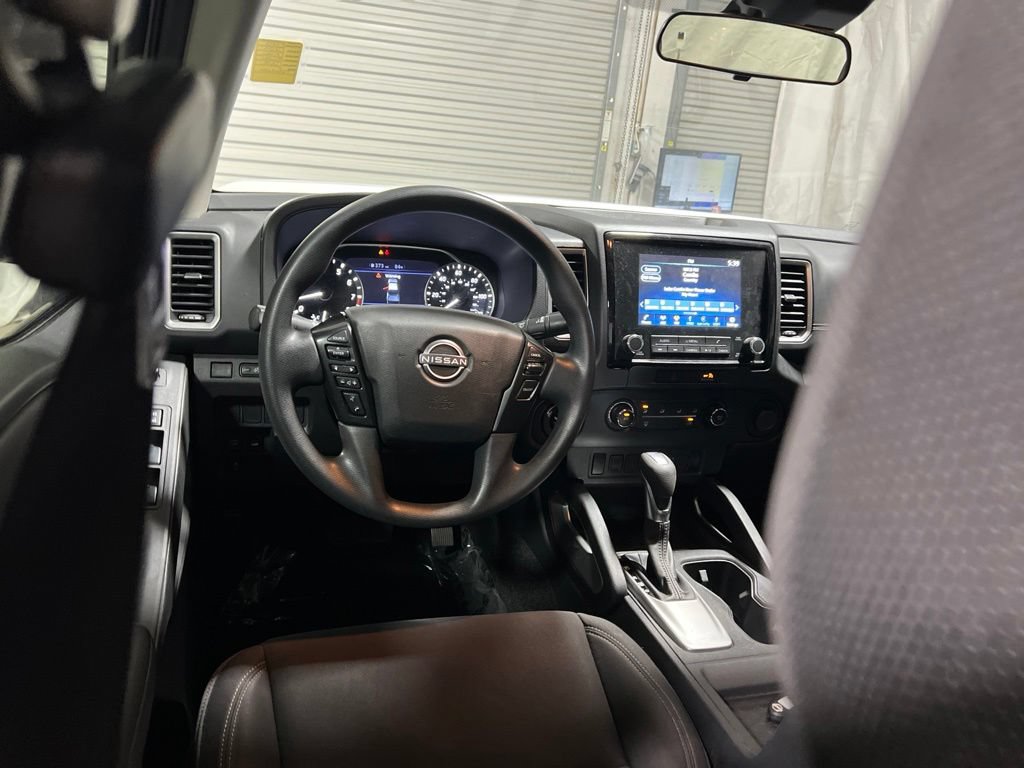 Used 2023 Nissan Frontier SV w/ Tow Package AWD/4WD image 19