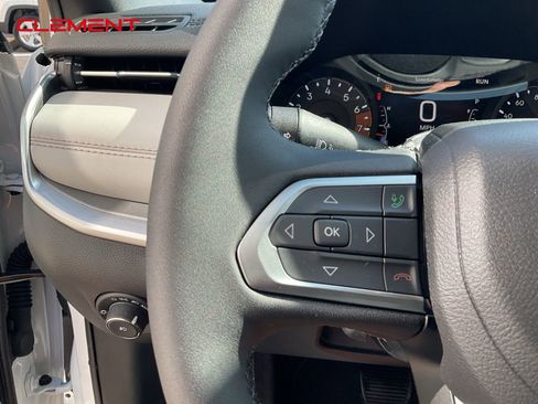 New 2026 Jeep Compass Limited image 8