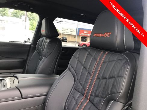 New 2025 Nissan Armada PRO-4X w/ Pro-4X Premium Package image 11