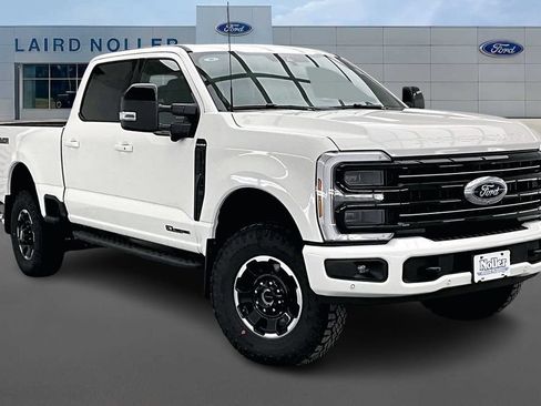 New 2026 Ford F250 Platinum w/ Tremor Off-Road Package AWD/4WD image 2