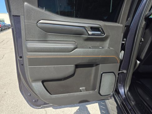 Used 2022 GMC Sierra 1500 AT4 w/ AT4 Preferred Package AWD/4WD image 14