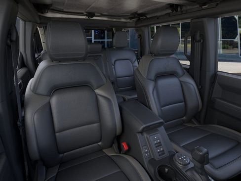 New 2025 Ford Bronco Outer Banks image 10