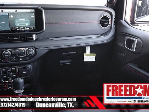 New 2026 Jeep Wrangler Unlimited Rubicon image 39