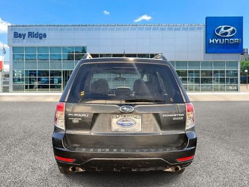 Used 2012 Subaru Forester 2.5X Premium w/ All-Weather Pkg image 5