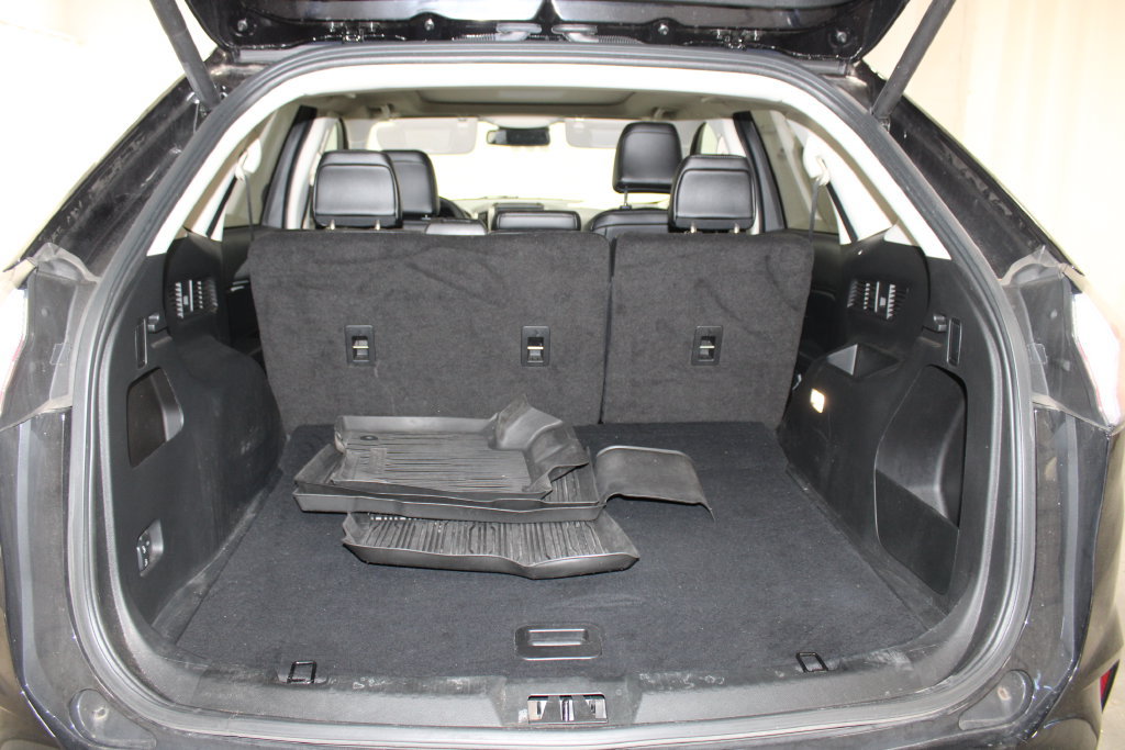 Used 2024 Ford Edge SEL w/ Convenience Package AWD/4WD image 19