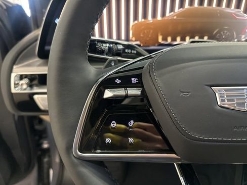 New 2024 Cadillac Lyriq Sport w/ Nappa Leather Package image 19