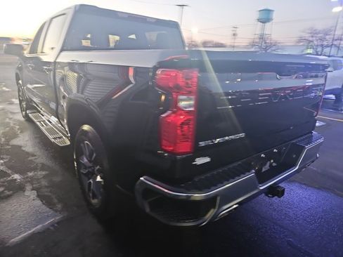 Used 2022 Chevrolet Silverado 1500 LT image 7