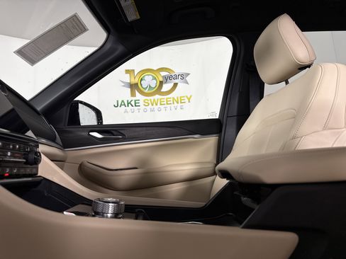 New 2025 Jeep Grand Cherokee Limited w/ Luxury Tech Group II image 25