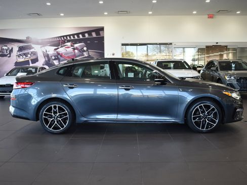 Used 2020 Kia Optima SE image 12