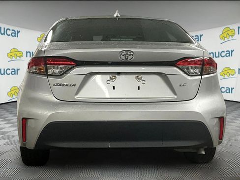 Used 2023 Toyota Corolla LE image 5