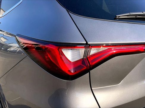 Used 2024 Acura MDX FWD image 29