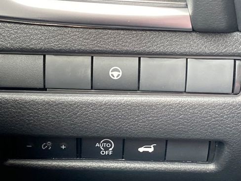 New 2026 Nissan Rogue SV AWD/4WD image 14
