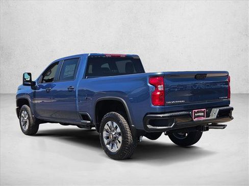 New 2026 Chevrolet Silverado 2500 Custom w/ Custom Value Package AWD/4WD image 9