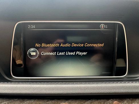 Used 2016 Mercedes-Benz E 400 Sedan image 31