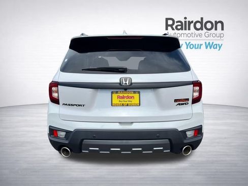 Used 2023 Honda Passport TrailSport image 6