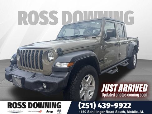 Used 2020 Jeep Gladiator Sport w/ Quick Order Package 24S AWD/4WD image 1